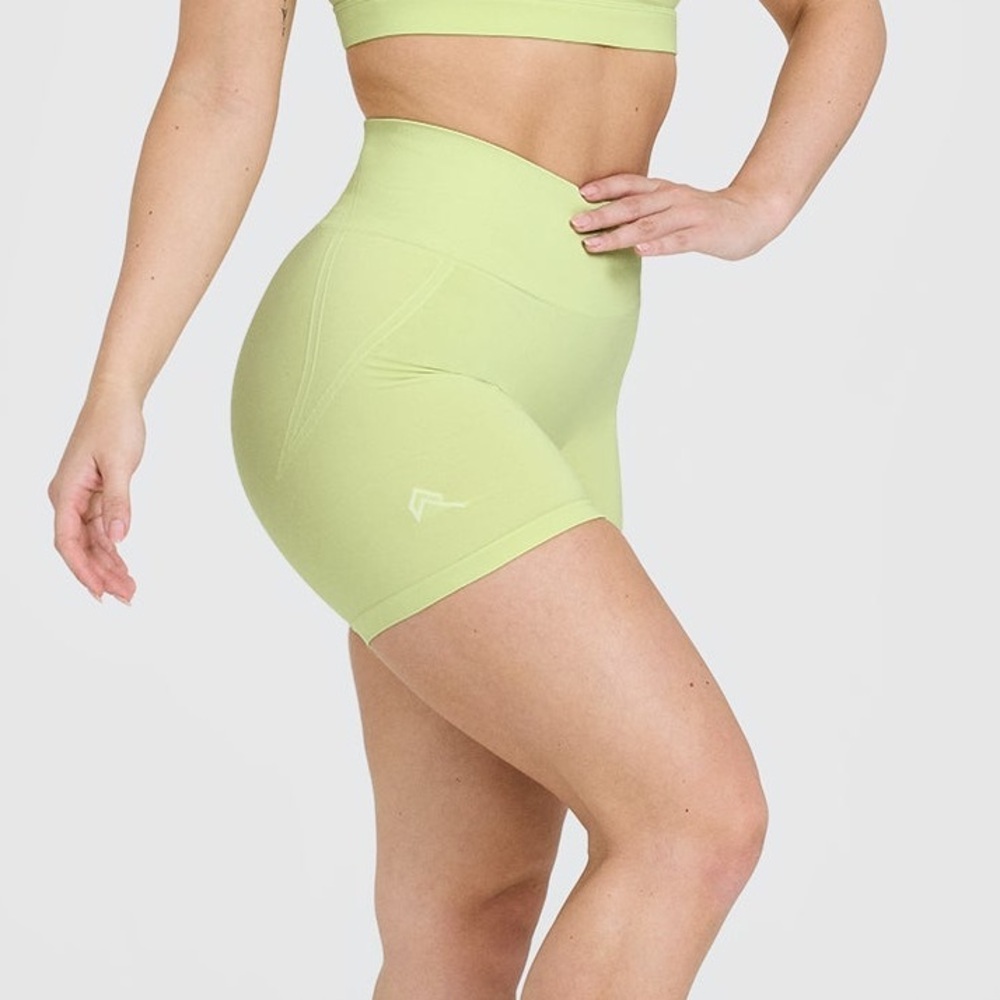 Oner Active SHORTS Pump Green
